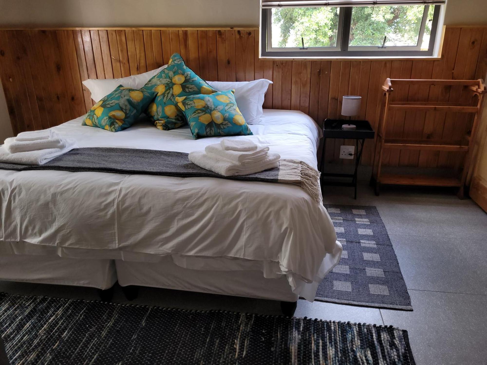 Le Chateau Guest House And Conference Centre 켐턴파크 외부 사진